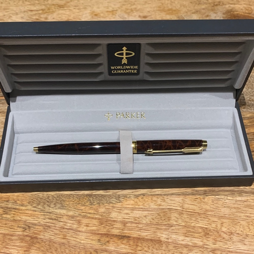 Vintage Parker Sonnet Push-Click Ballpoint - Laque Autumn Red Marble GT - France